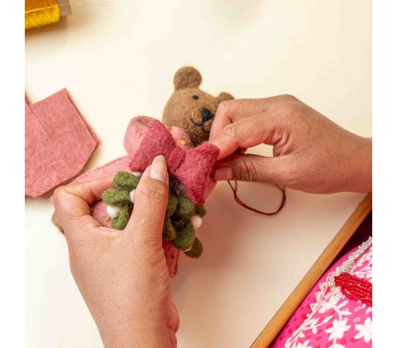 Sjaal met een Verhaal - Decoratie Beer Mistletoe Dreams