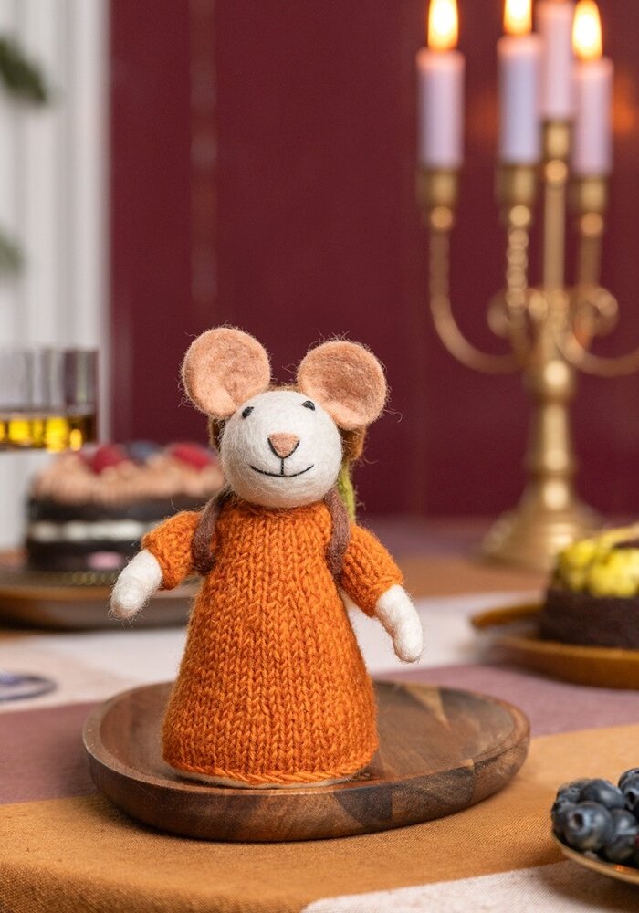 Sjaal met een Verhaal - Decoratie Muis Wandelaar Cognac