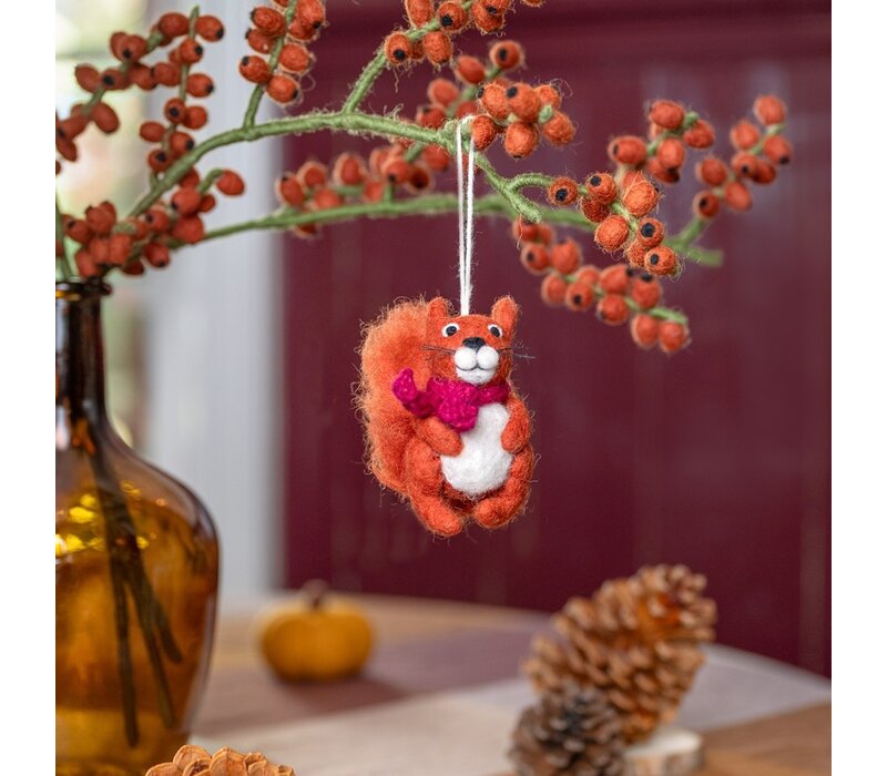 Sjaal met een Verhaal - Hanger Eekhoorn Indian Summer Burgundy