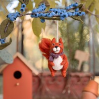 Sjaal met een Verhaal - Hanger Eekhoorn Indian Summer Paars