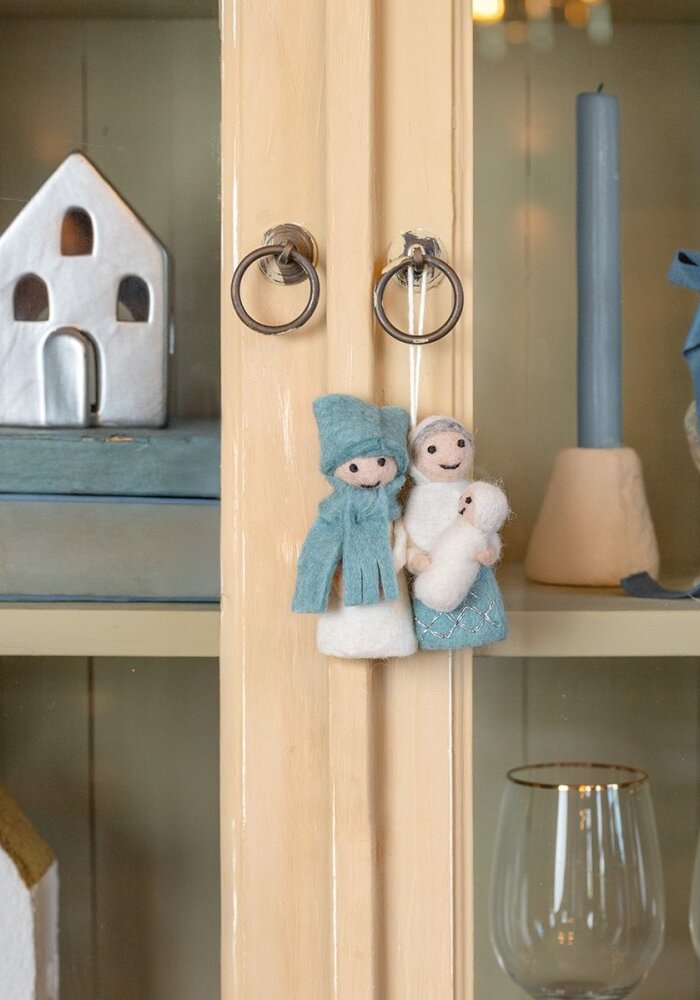 Sjaal met een Verhaal - Hanger Jozef & Maria IJsblauw-Wit