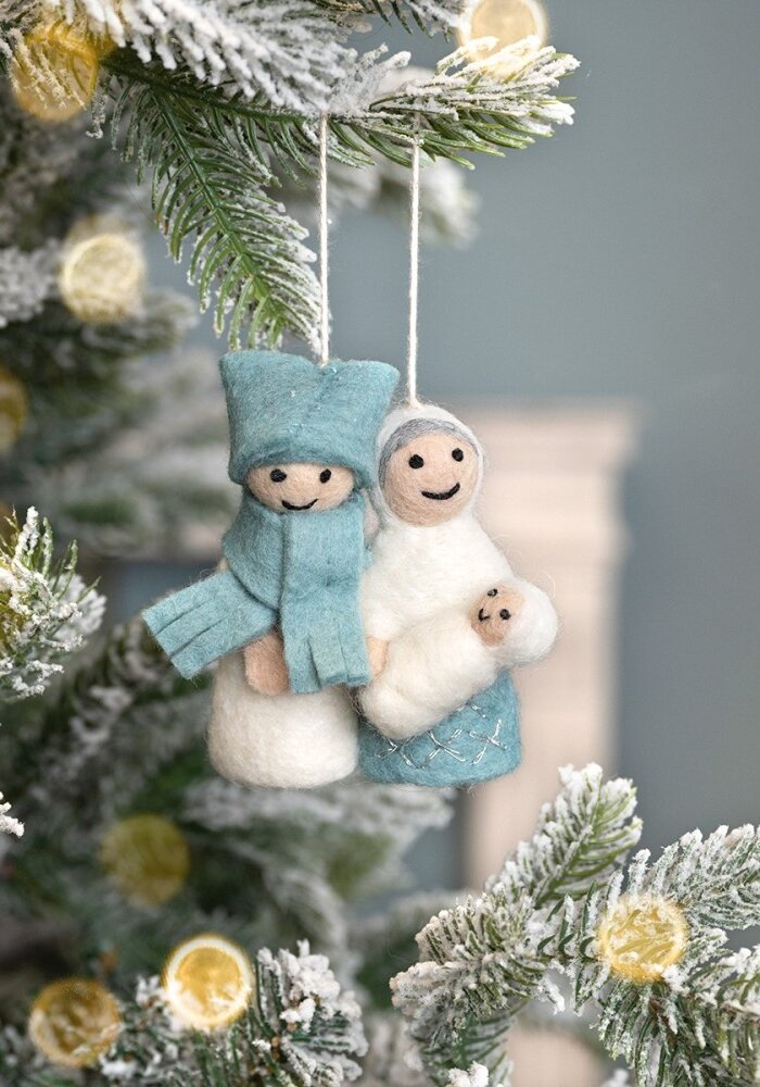 Sjaal met een Verhaal - Hanger Jozef & Maria IJsblauw-Wit