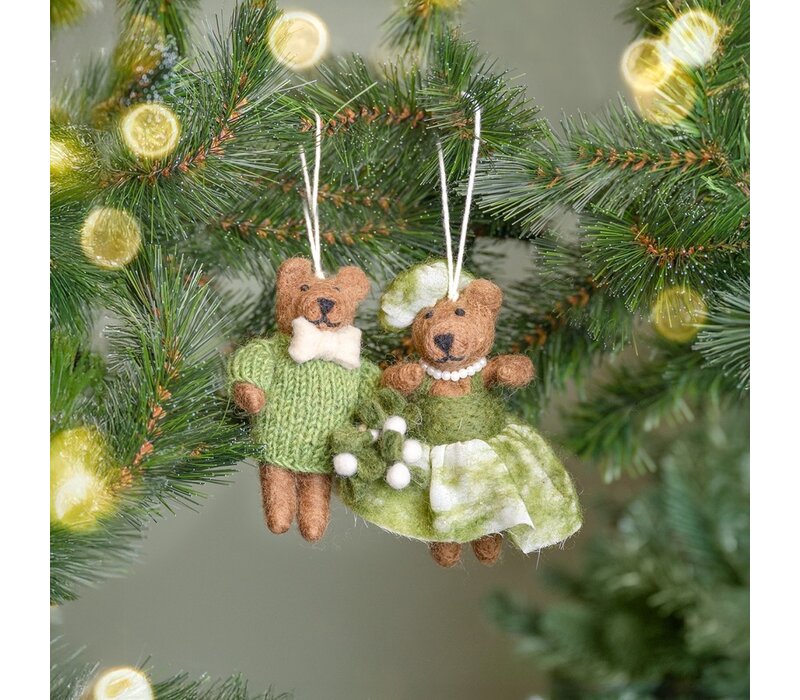 Sjaal met een Verhaal - Hanger Mevrouw Beer Mistletoe Groen