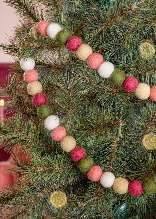 Sjaal met Verhaal Viltslinger Viltballetjes Mistletoe Dreams - Sjaal met een Verhaal