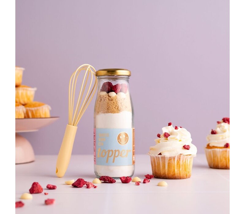 Geven is leuker - Bakflesje - Taartje voor een topper - met garde