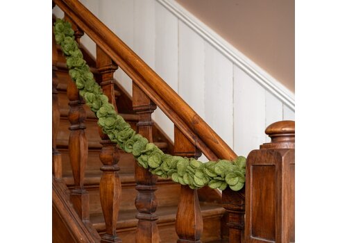 Sjaal met Verhaal Viltslinger Guirlande Eucalyptus Donkergroen - Sjaal met Verhaal