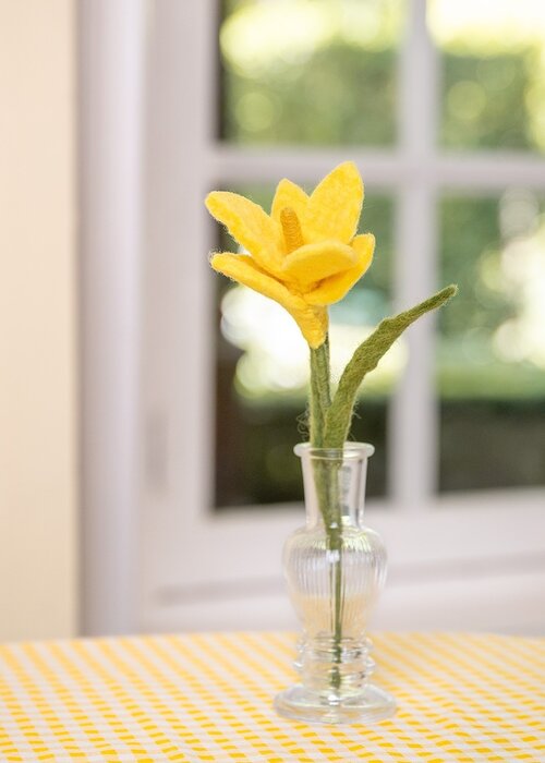 Sjaal met Verhaal Krokus Geel - Sjaal met een Verhaal