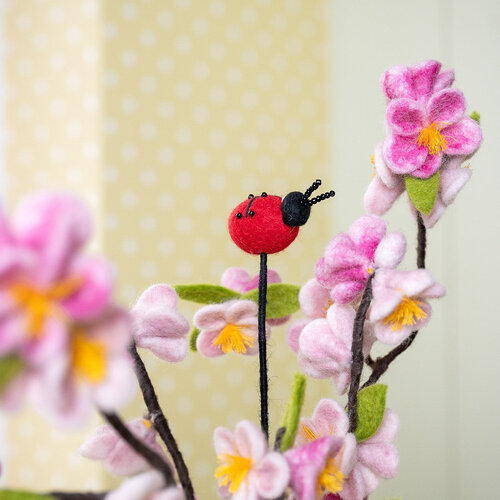 Steker met Lieveheersbeestje  - Sjaal met Verhaal 