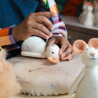 Sjaal met Verhaal - Decoratie Muis Tennis