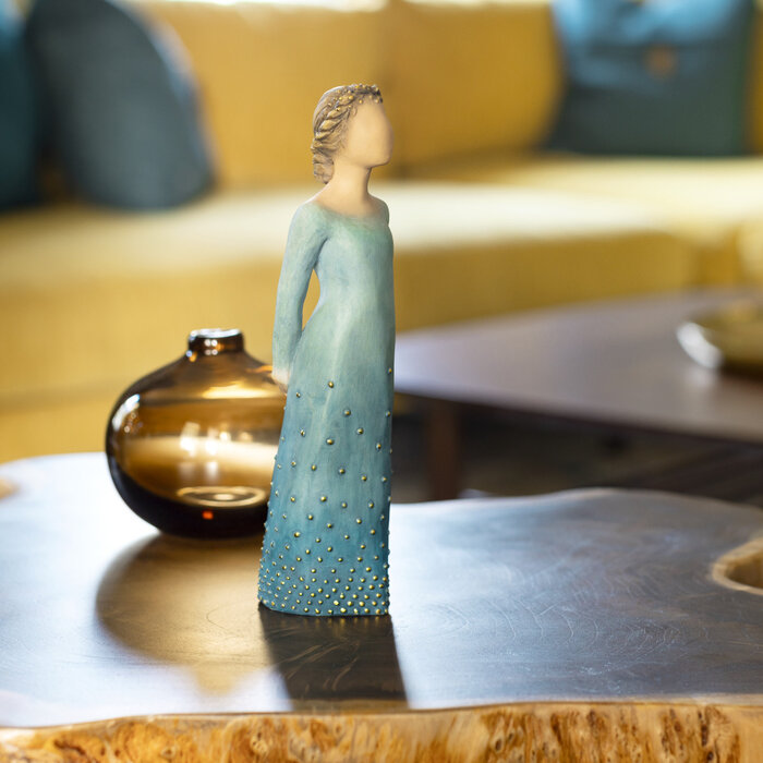 Willow Tree - Radiance (Lighter Skin & Hair)