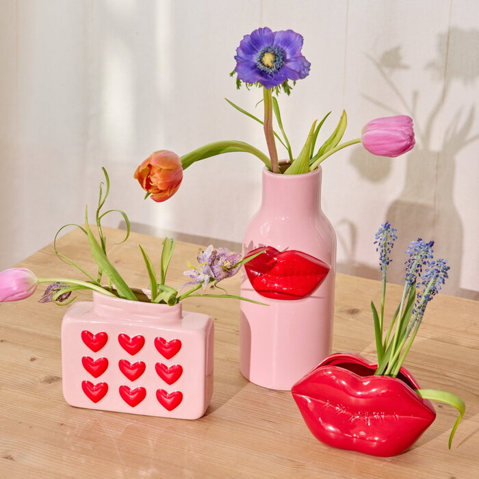 rice - Ceramic Vase with Embossed Hearts
