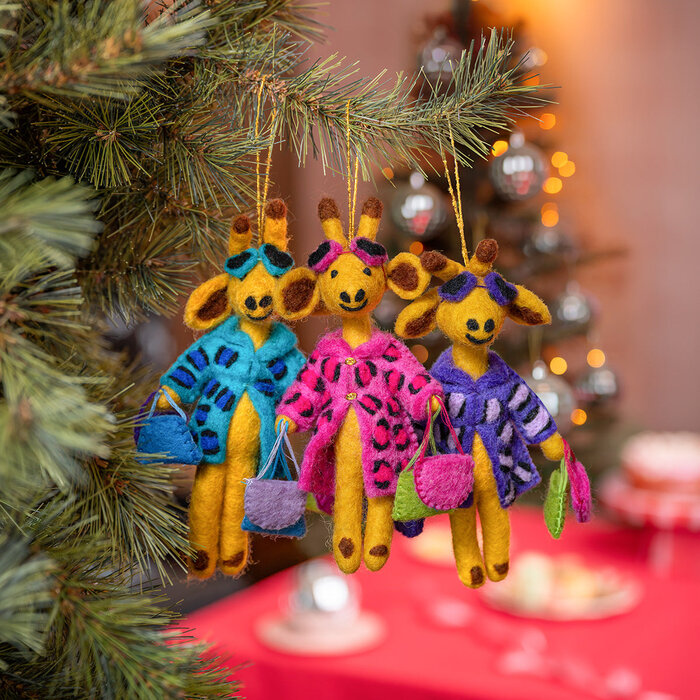 Sjaal met Verhaal – Hanger Giraffe Shopaholic Paars