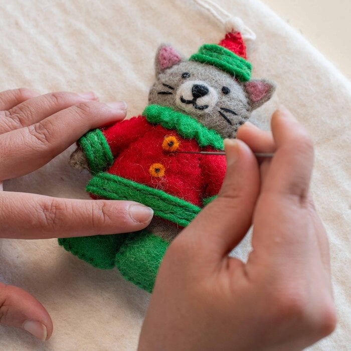 Sjaal met Verhaal – Hanger Kat Elf Jolly Christmas