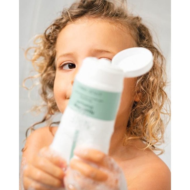 Naïf Care - Voordeelset Shampoo + Wasgel- 200 ml - Combi Deal