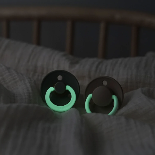 BiBS - Colour Pacifier Glow in the Dark - Stage 2 Fopspeen - 6+ maanden - 2 stuks - Sage Glow / Cloud Glow