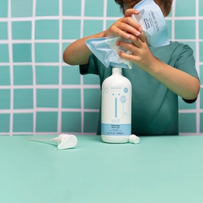 Naïf Care - Cleansing Wasgel - 500 ml - Met Drukpomp
