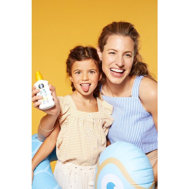 Nivea - Sun Babies & Kids Sensitive Protect SPF50+ - 200 ml