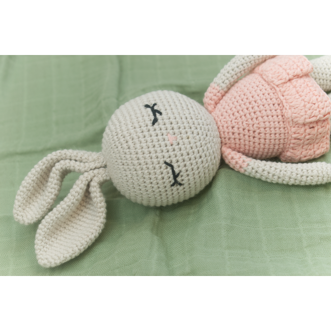 Dutsi - Knuffel - Konijntje - Gehaakt - 35 CM