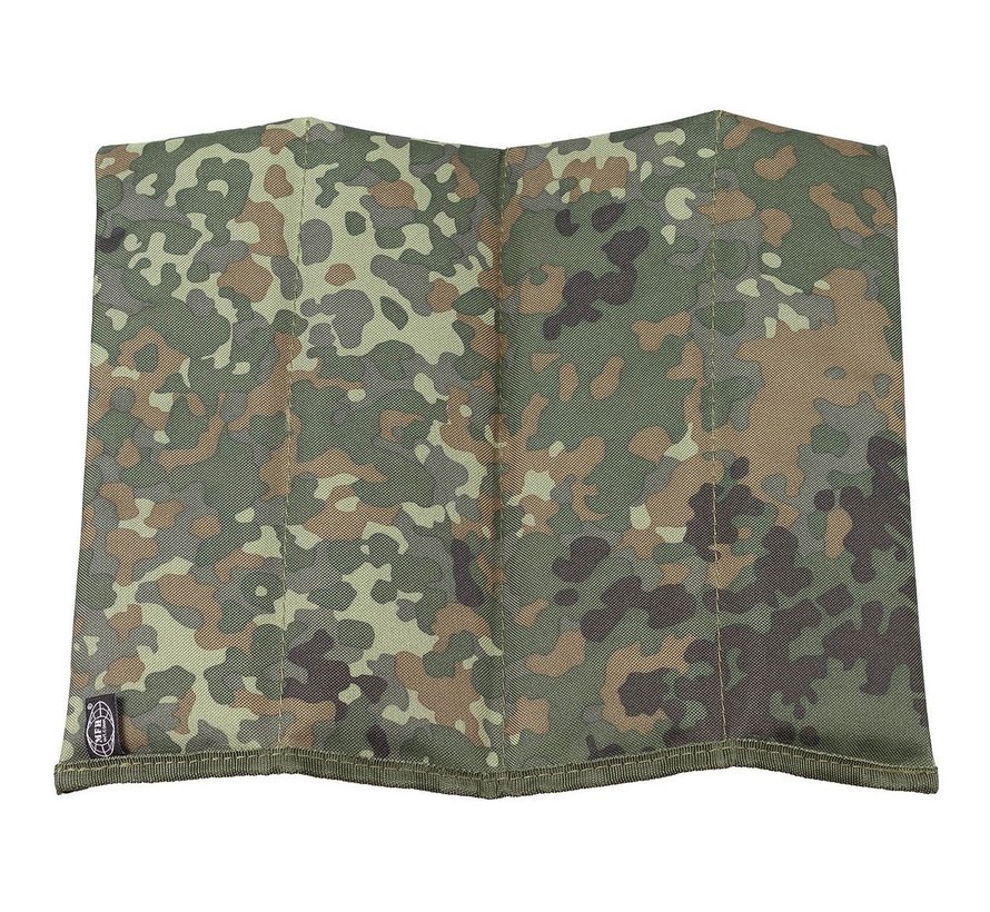 Coussin de siège thermo pliable avec camouflage BW. Idéal pour les activités en déplacement et de plein air.