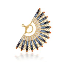 Shanhan Ear Cuff in Peacock