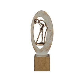 BEH 561 Trofee golf op hout