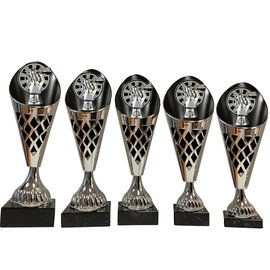 Zilverkleurige beker dart