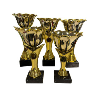 2424 Gouden open beker