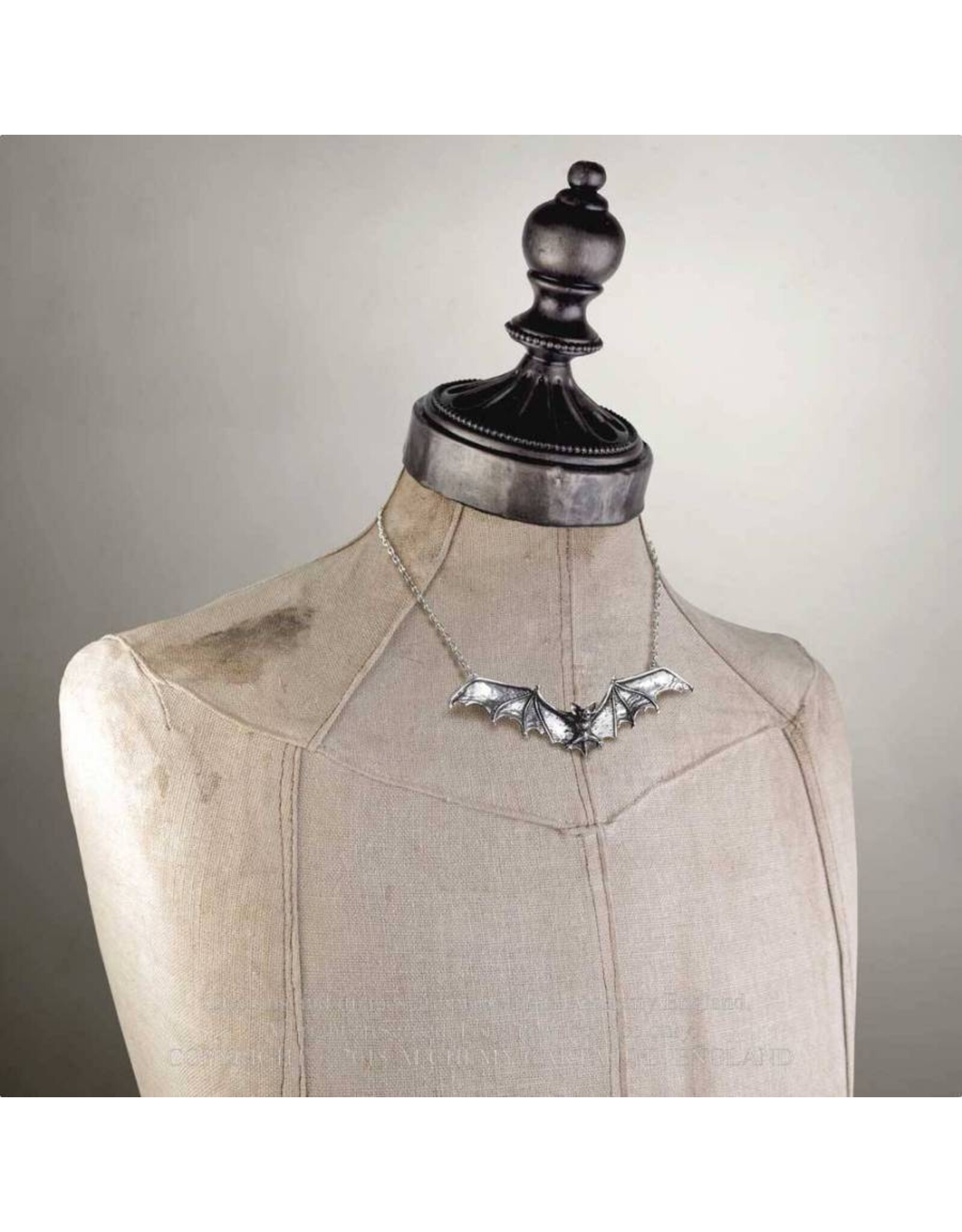 Alchemy Sieraden - Alchemy  Gothic Vleermuis Ketting