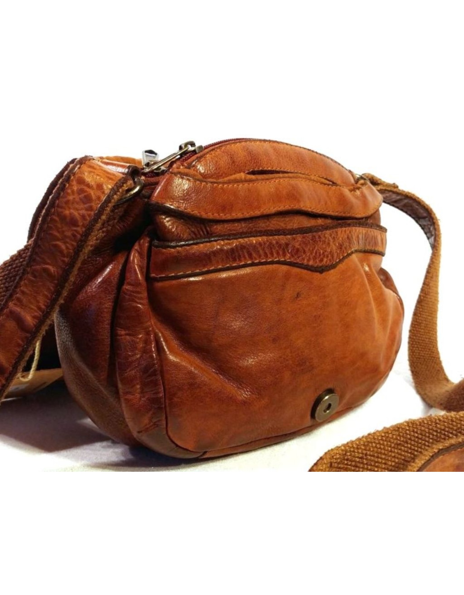 HillBurry Leather bags - HillBurry Leather Shoulder bag with  Cover. Washed Leather Cognac