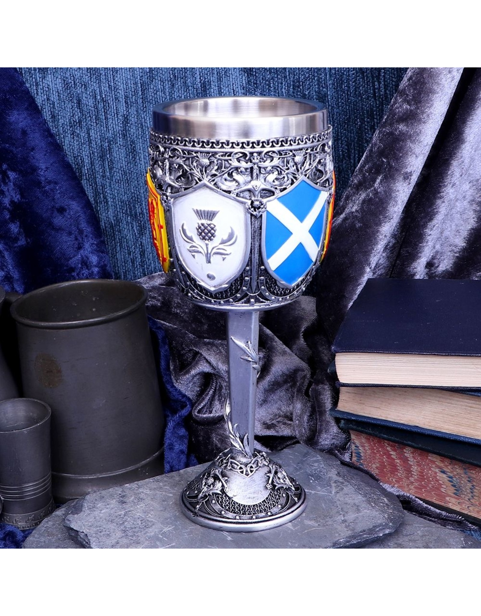 Alator Tankards and Goblets - Goblet of the Brave Scottish Shield - Nemesis Now