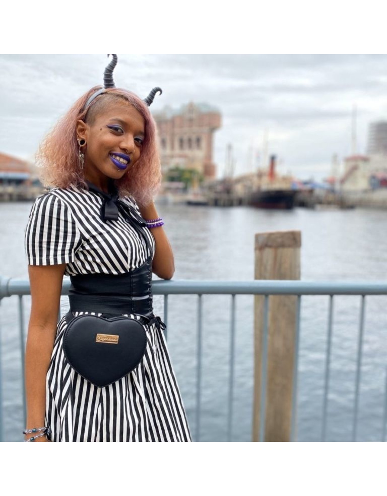 Restyle Gothic and Steampunk accessories - Maleficent Horns Gothic and Fantasy headband