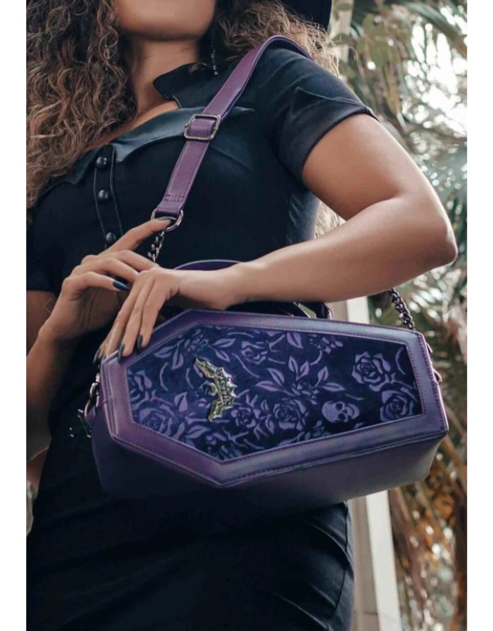Killstar Killstar bags and accessories - Killstar Vampire's Kiss coffin handbag (plum)