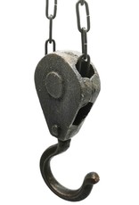 Trukado Miscellaneous - Iron Pulley with Chain (black iron)