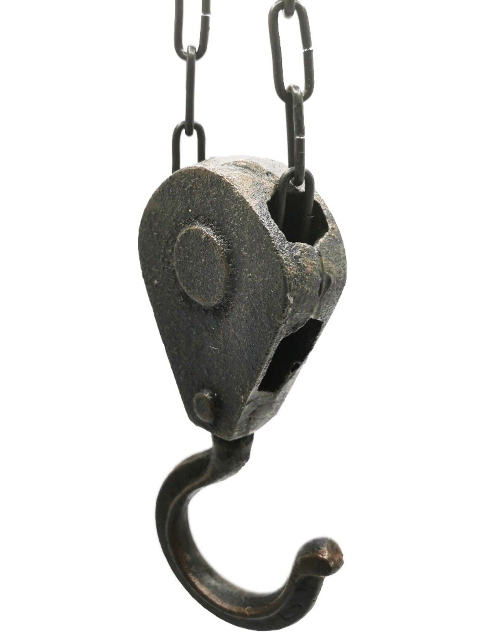 Trukado Miscellaneous - Iron Pulley with Chain (black iron)