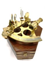 Trukado Miscellaneous - Sextant met houten kistje (massief messing)