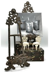 Trukado Miscellaneous - Miniature Cast Iron Baroque Painter's Easel