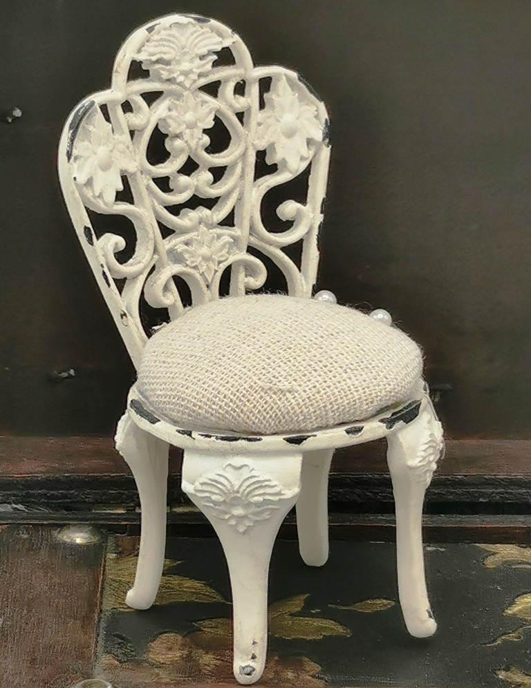 Miniature chair Baroque style (pincushion) Bags Boutique Trukado