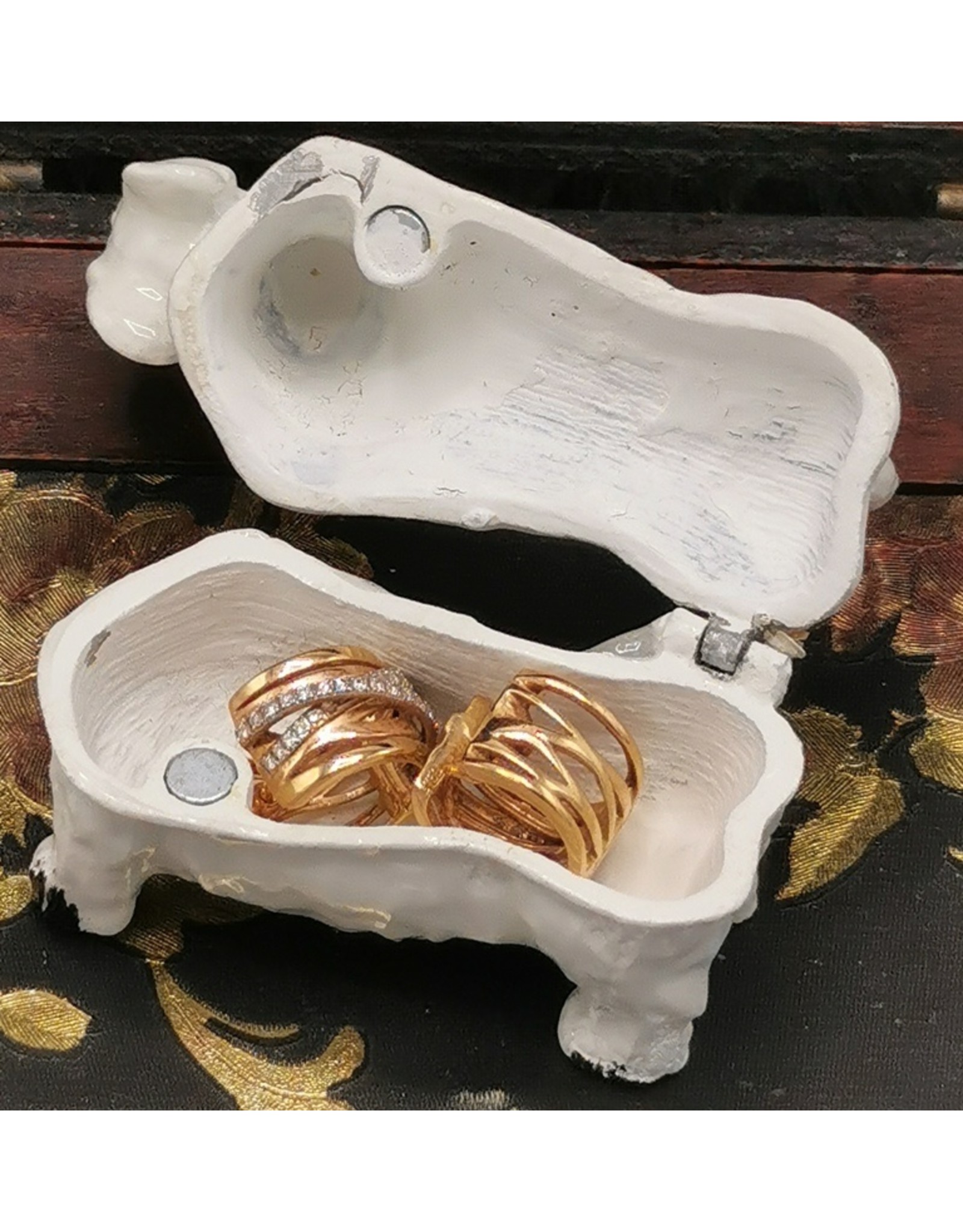 C&E Miscellaneous - Jewellery Box Dog - Brocante (White Iron)