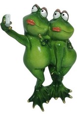 Goldbach Giftware Figurines Collectables - Frog Girls Selfie figurine - 21cm, polyresin