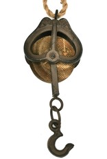 Trukado Miscellaneous - Wooden pulley with cast iron frame and hook