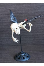 Trukado Reapers, skulls and dragons - Flying vampire skeleton on stand