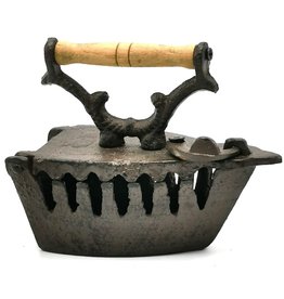 Trukado Miniature Vintage Coal Iron - Cast Iron 13cm