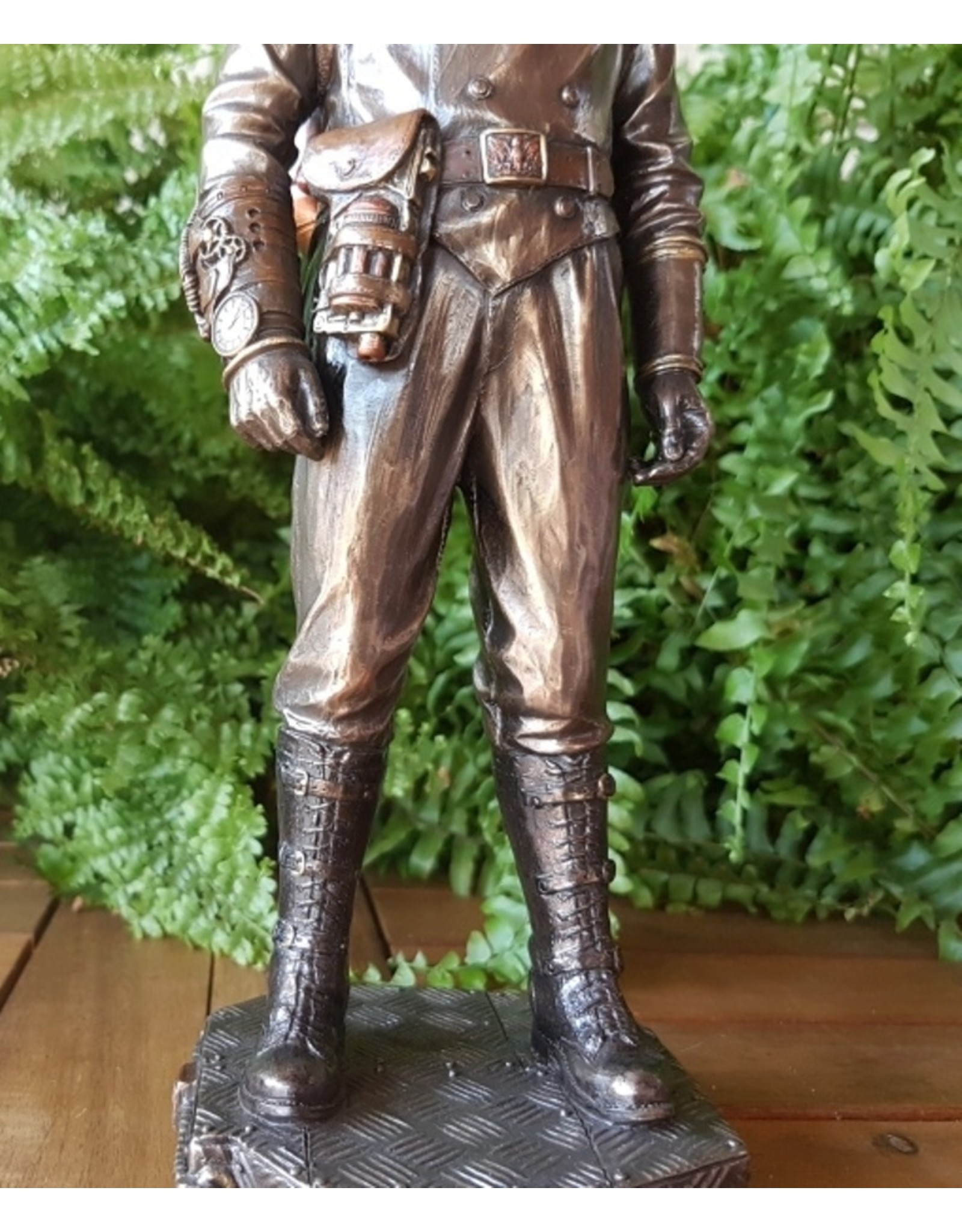 Veronese Design Giftware & Lifestyle - Steampunk Aeronaut Bronzed figurine