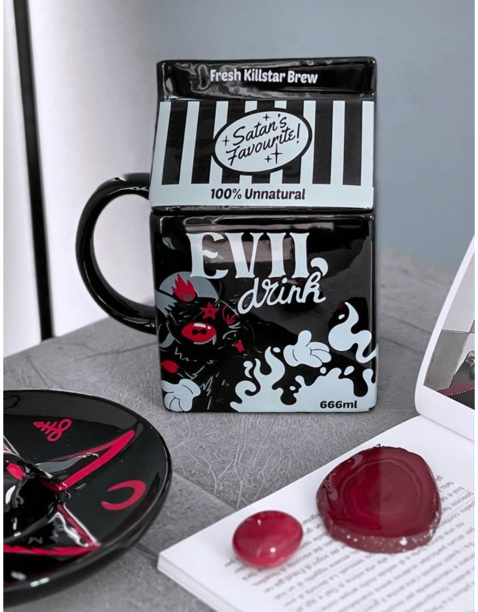 Killstar Giftware & Lifestyle - Evil Drink Killstar Ceramic Mug with Lid
