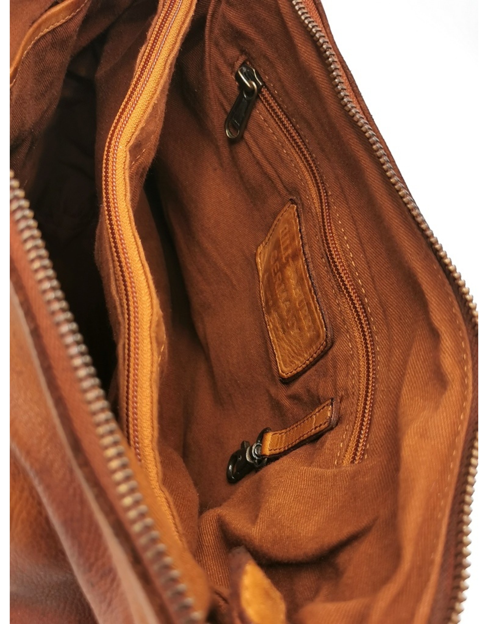 HillBurry Leather bags - Hillburry Shoulder Bag Washed Leather Tan (cognac)