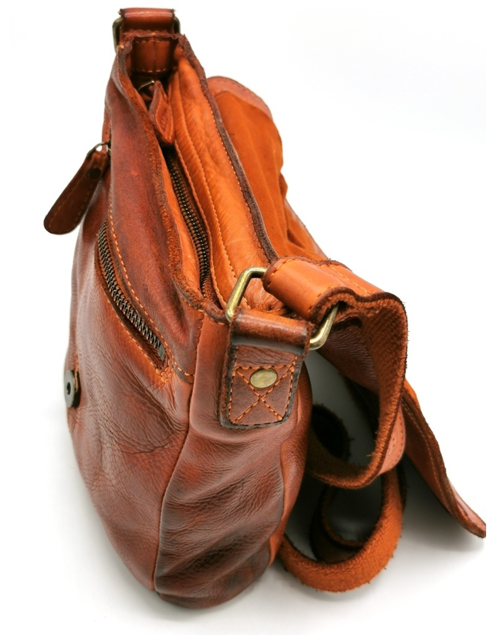 HillBurry Leather bags - HillBurry Shoulder Bag with Cover Washed leather orange