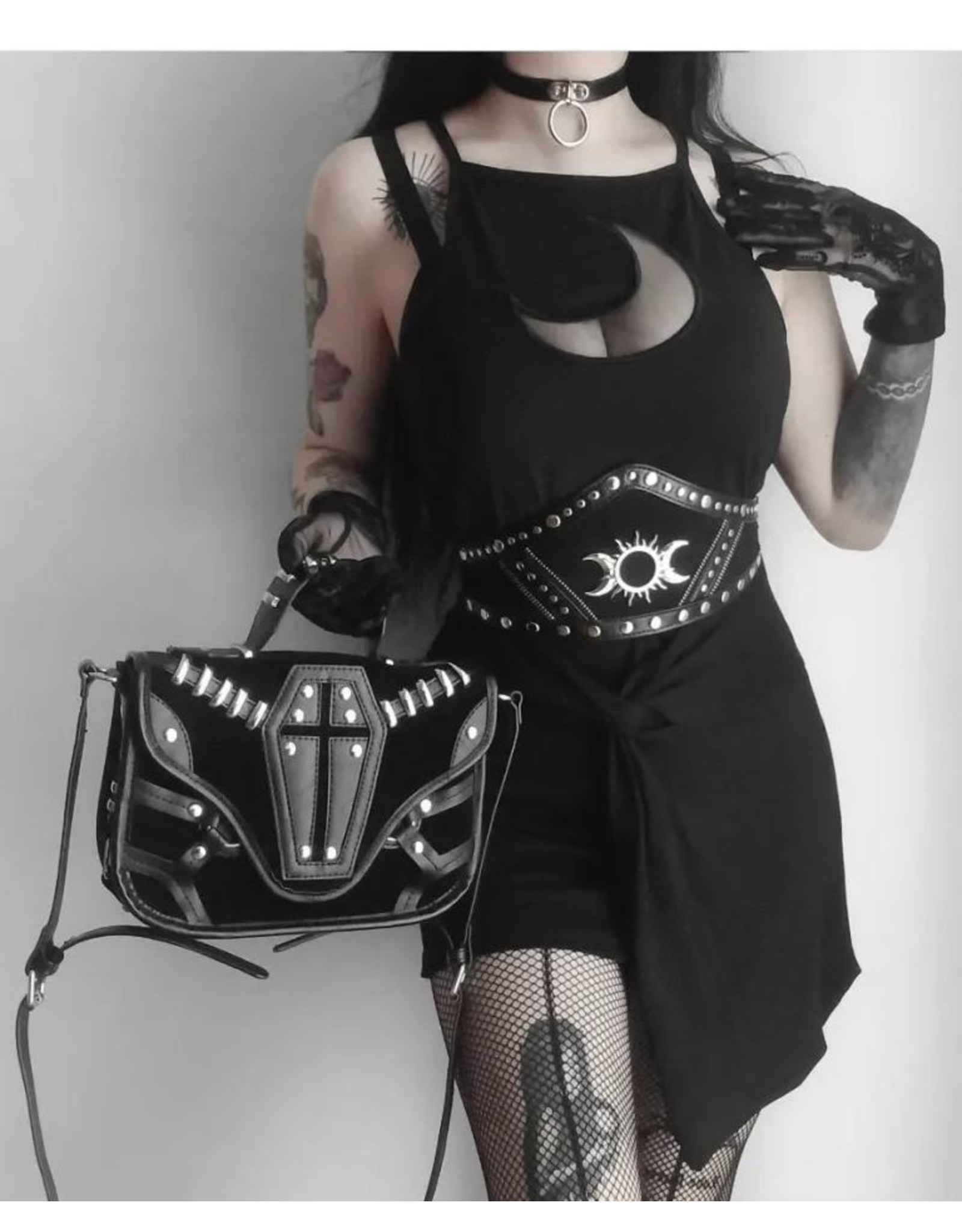 Pin by Benni alinda on Gothic diy  Gothic accessories, Diy purse