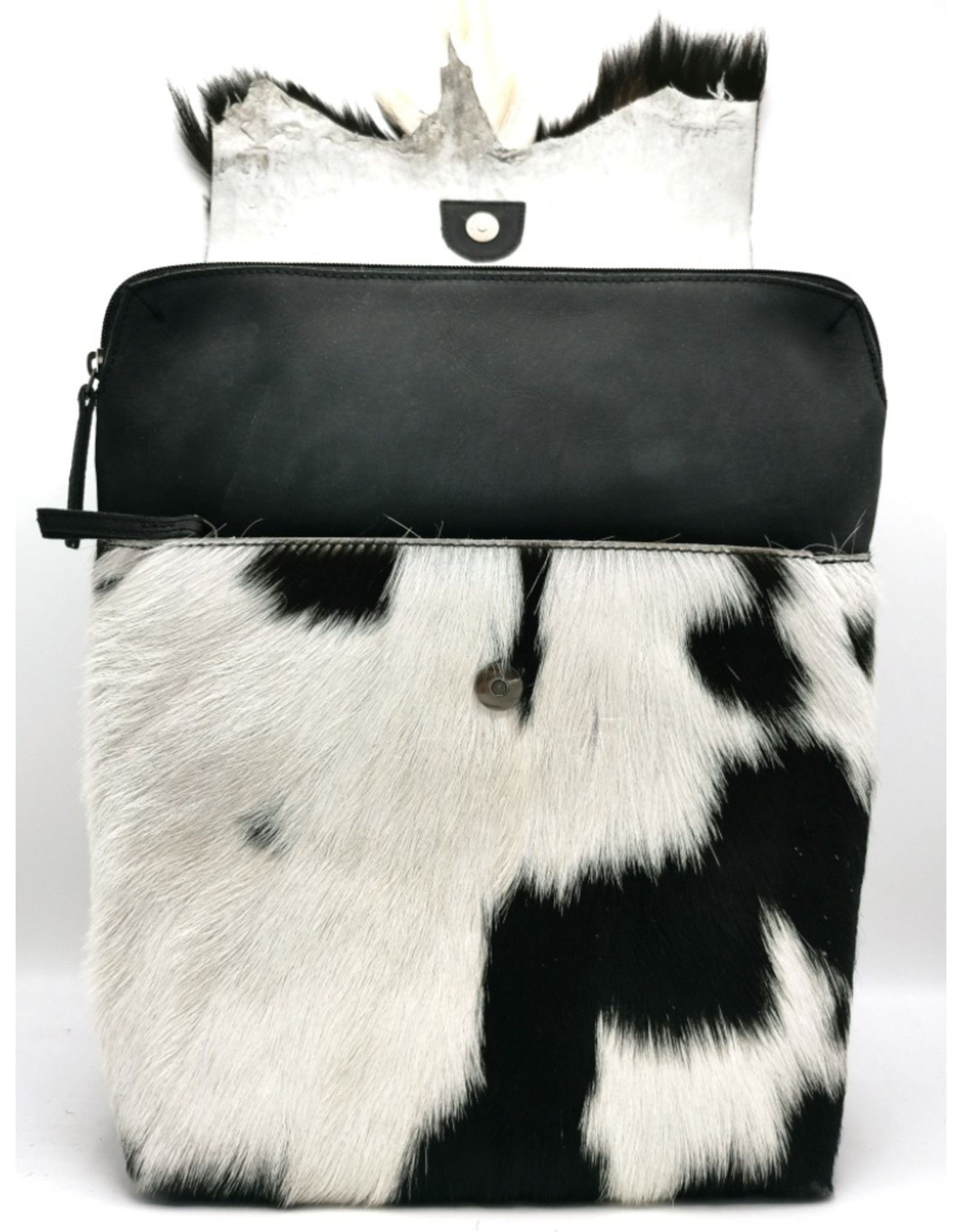 Hide & Stitches Leather backpacks  and leather shoppers - Hide & Stitches Leather Backpack with Fur Cover Black - 3