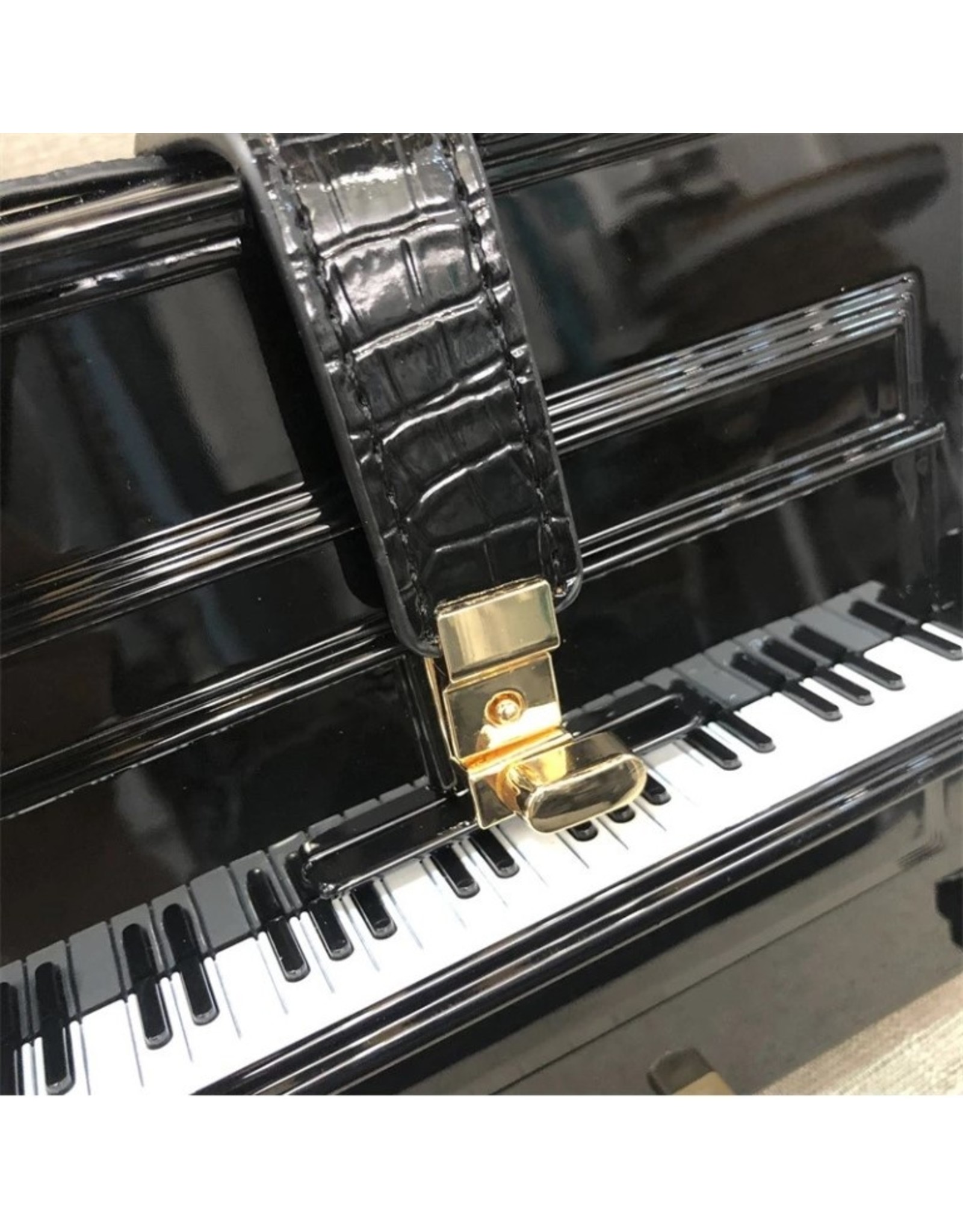 Magic Bags Fantasy bags and wallets - Piano Handbag in the shape of Real Piano black