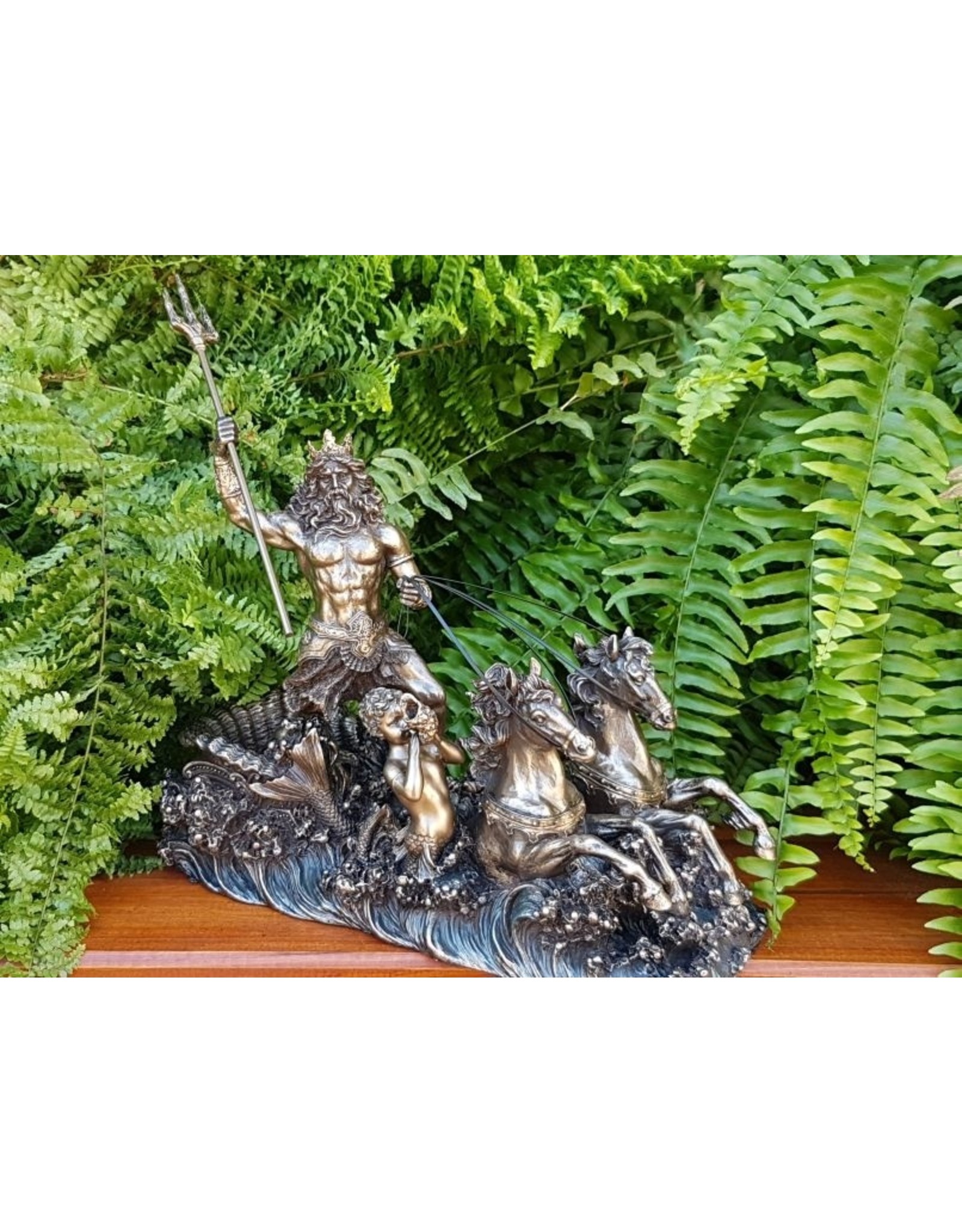 Veronese Design Giftware Figurines Collectables - Poseidon with Chariot and Hippocampus statue